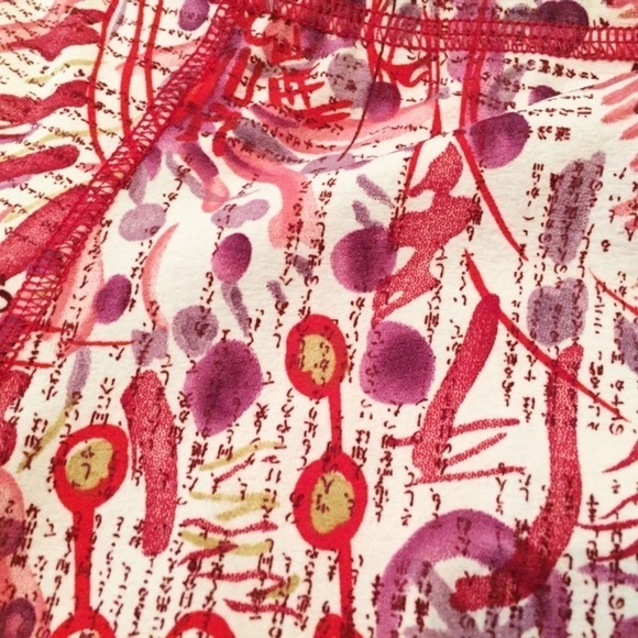 ๐ Oriental print compression shorts - Picture 3 of 5